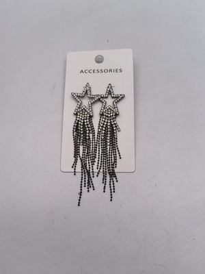 Orecchini a forma di stella per bambini con effetto Tassel