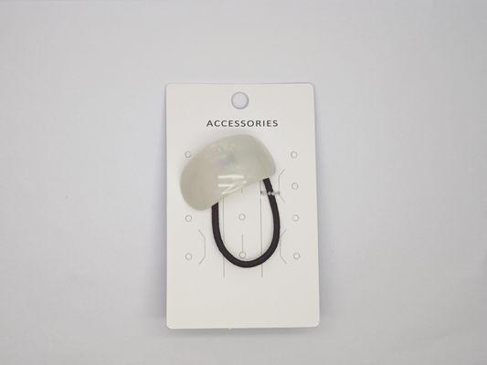 Cravata bianca acrilica per capelli usata in varie occasioni