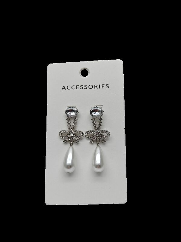 Orecchini di alta qualità per donna in lega d'oro di moda gioielli di lega di moda squisiti strass circone di moda temperamento perla